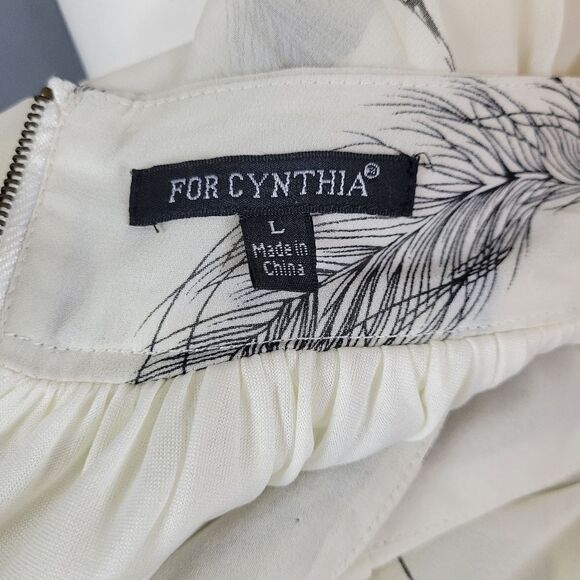 For Cynthia Creme Colored Lined Feather Print Half Zip‎ Short Skirt Size L - Picture 7 of 9